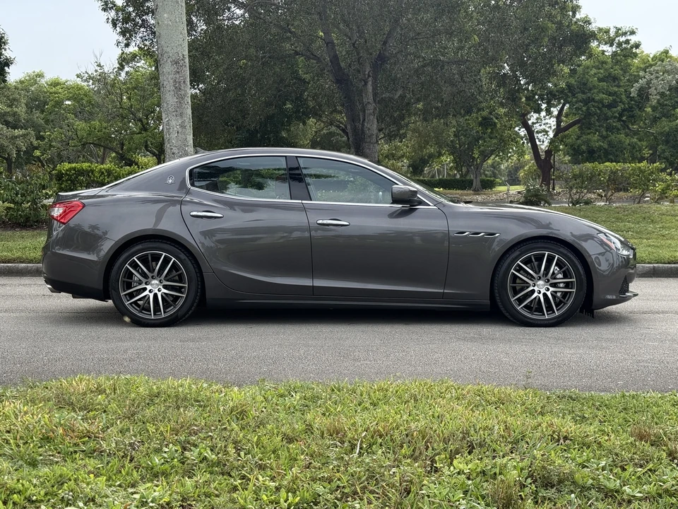 2014 Maserati Ghibli 3rd Gen - Image 12 of 31