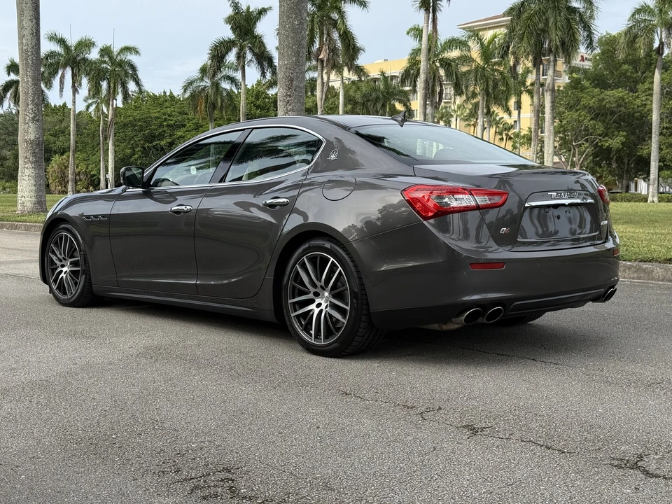 2014 Maserati Ghibli 3rd Gen - Image 9 of 31