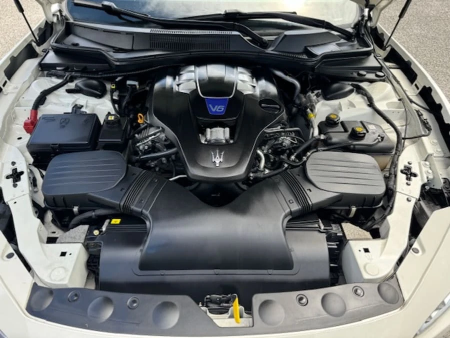 2014 Maserati Ghibli 3rd Gen - Image 14 of 26