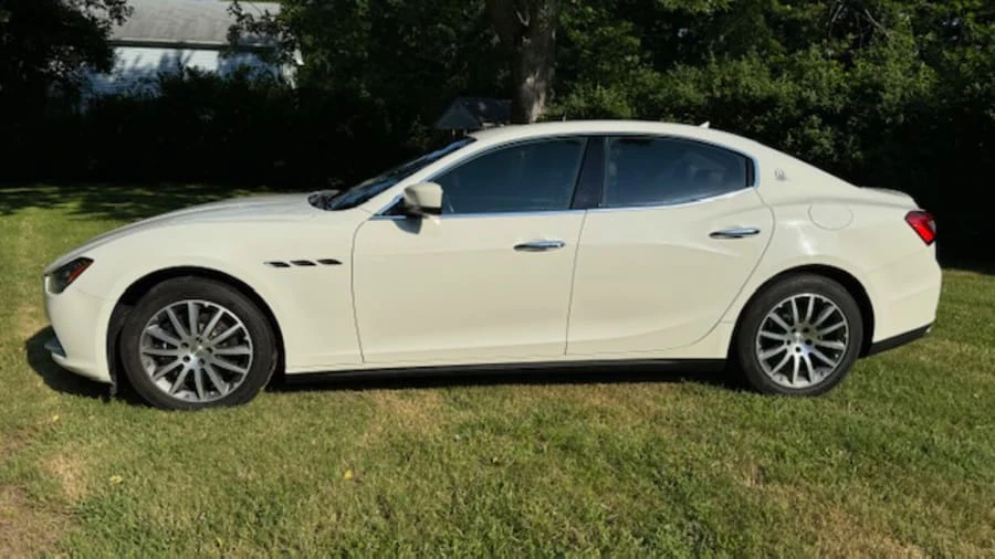 2014 Maserati Ghibli 3rd Gen - Image 2 of 27