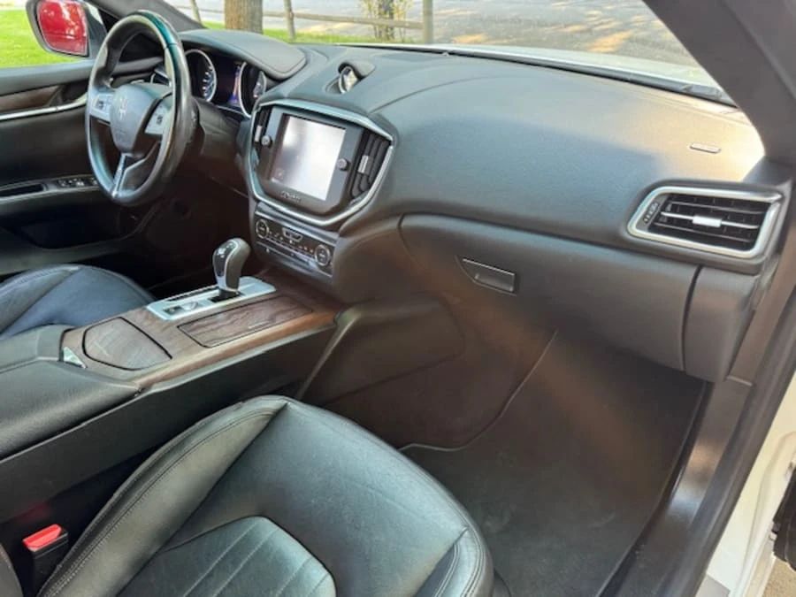 2014 Maserati Ghibli 3rd Gen - Image 22 of 27