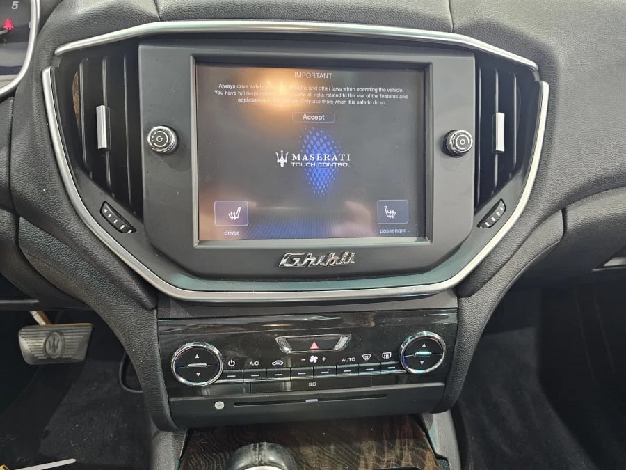 2014 Maserati Ghibli 3rd Gen - Image 7 of 12