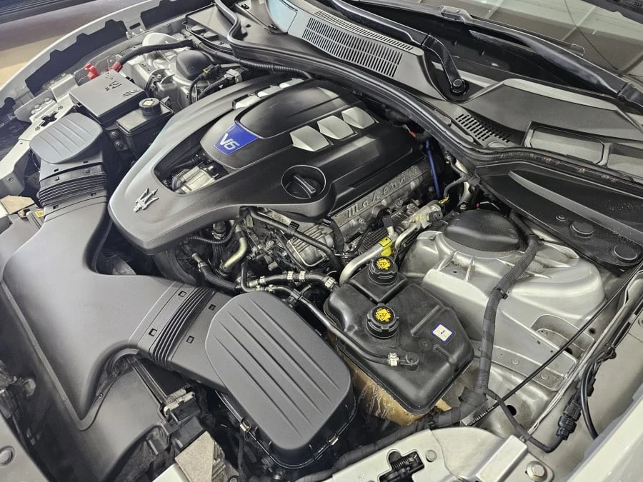 2014 Maserati Ghibli 3rd Gen - Image 12 of 12
