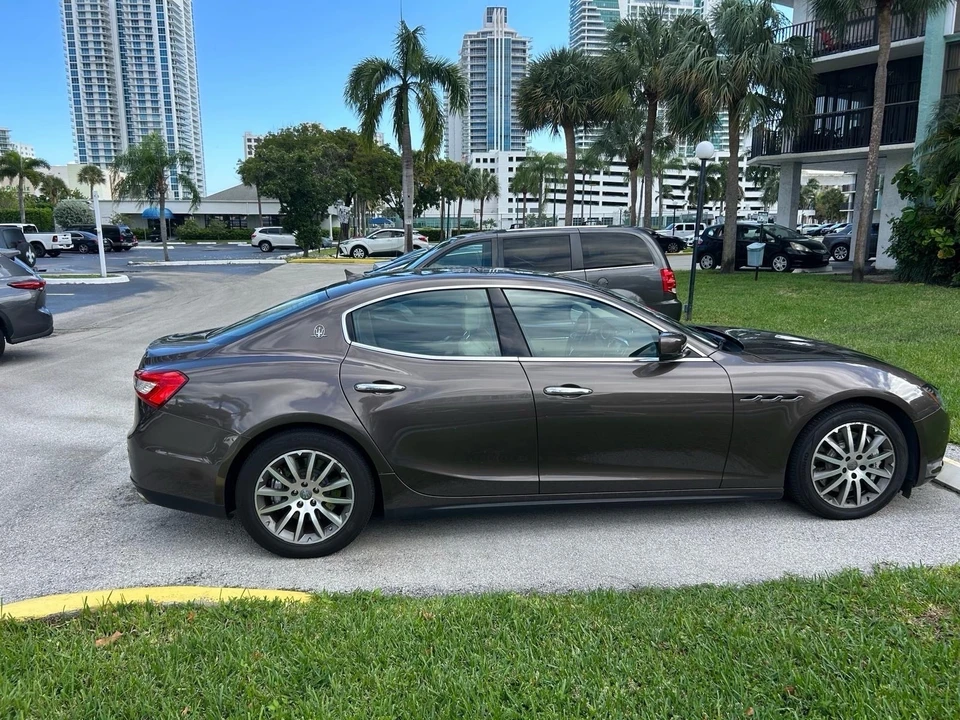 2014 Maserati Ghibli 3rd Gen - Image 5 of 31