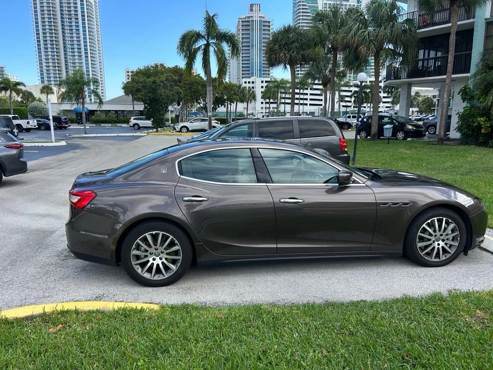 2014 Maserati Ghibli 3rd Gen - Image 5 of 31