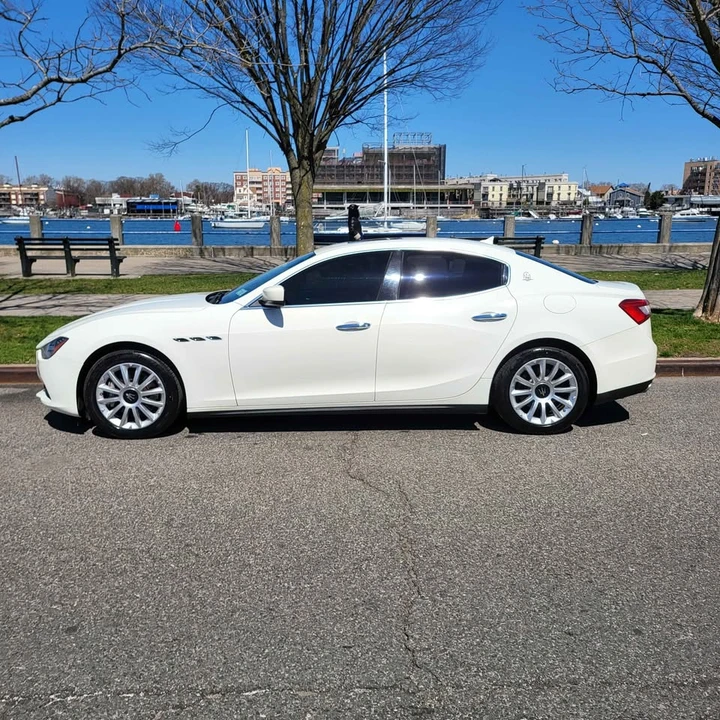 2014 Maserati Ghibli 3rd Gen - Image 2 of 9
