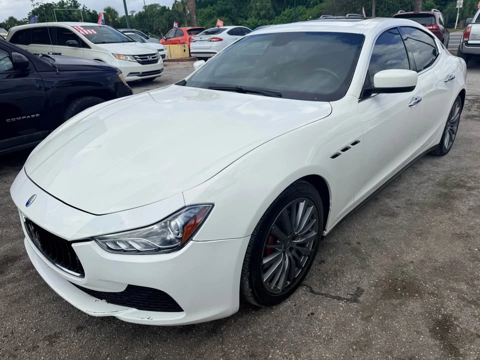 2014 Maserati Ghibli 3rd Gen - Image 6 of 11