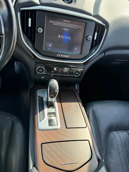 2014 Maserati Ghibli 3rd Gen - Image 14 of 20