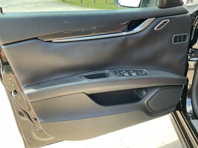 2014 Maserati Ghibli 3rd Gen - Image 28 of 31
