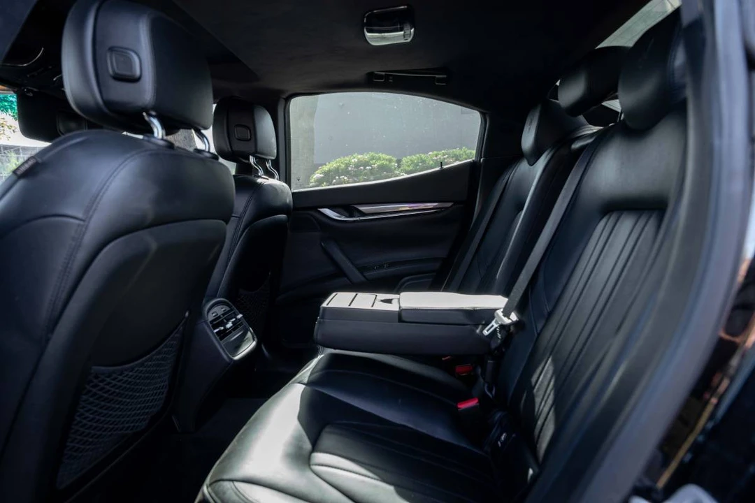 2014 Maserati Ghibli 3rd Gen - Image 16 of 18