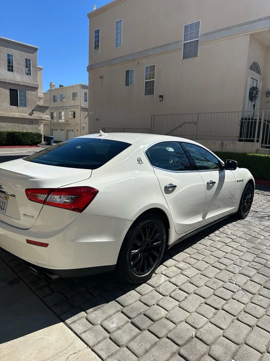 2014 Maserati Ghibli 3rd Gen - Image 9 of 20