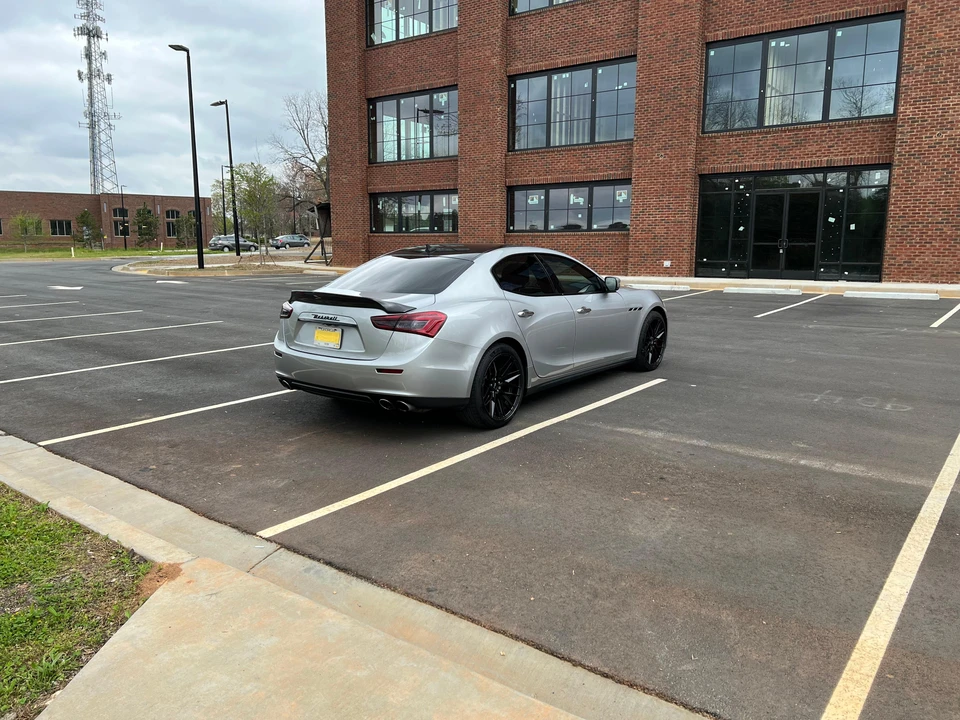 2014 Maserati Ghibli 3rd Gen - Image 19 of 31