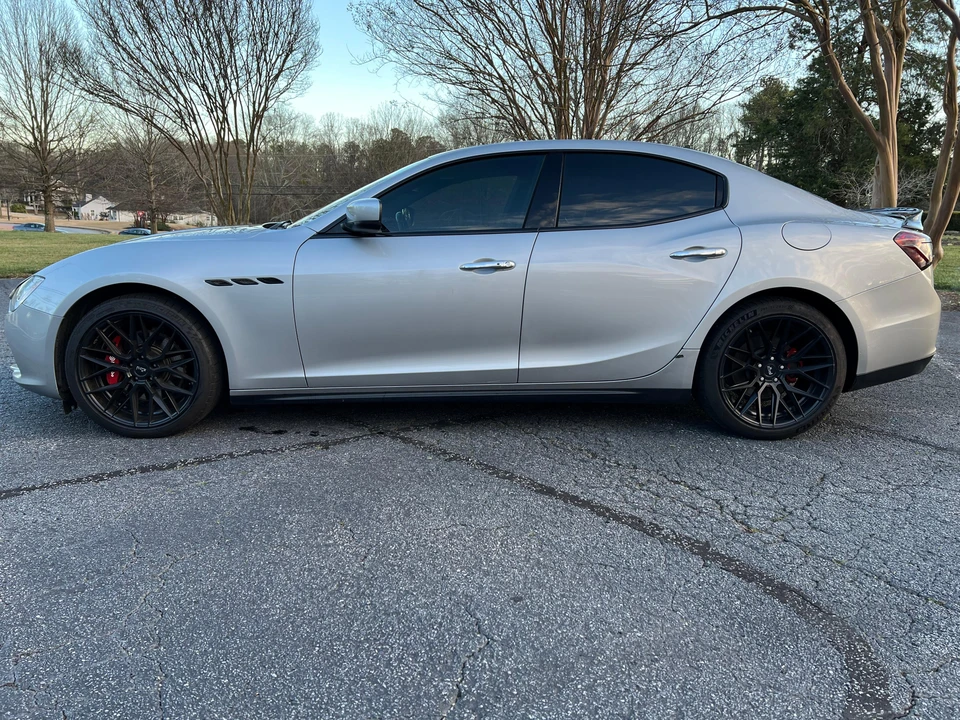 2014 Maserati Ghibli 3rd Gen - Image 13 of 31