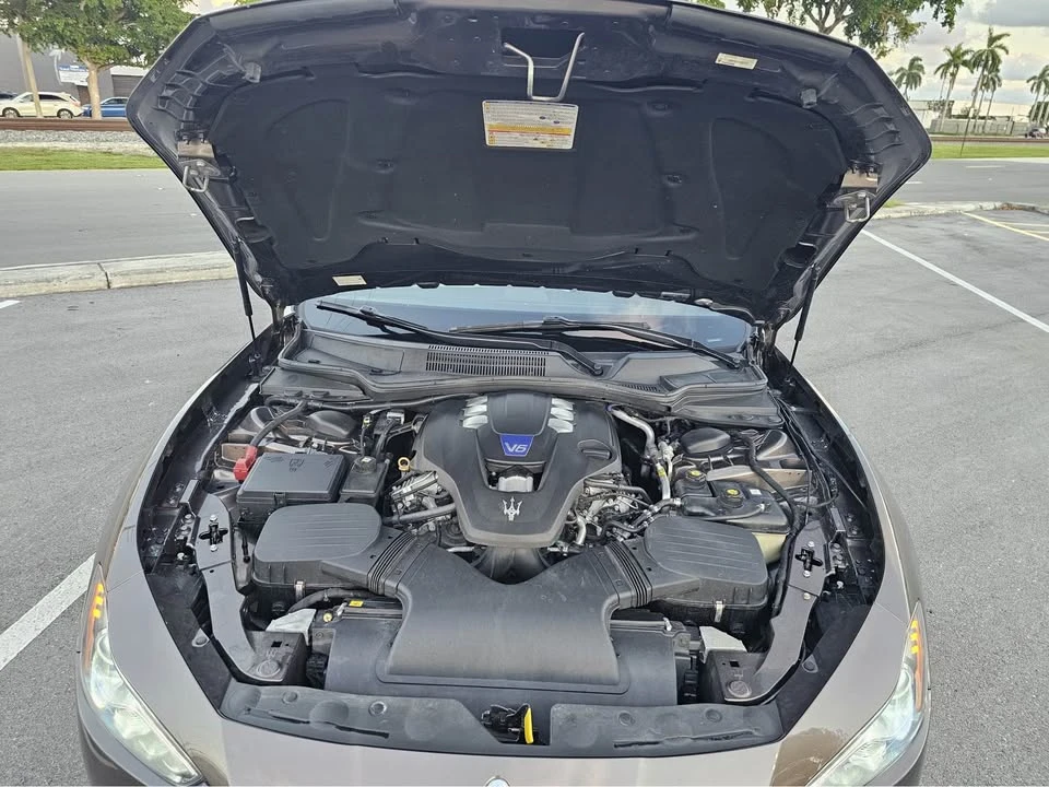 2014 Maserati Ghibli 3rd Gen - Image 15 of 19