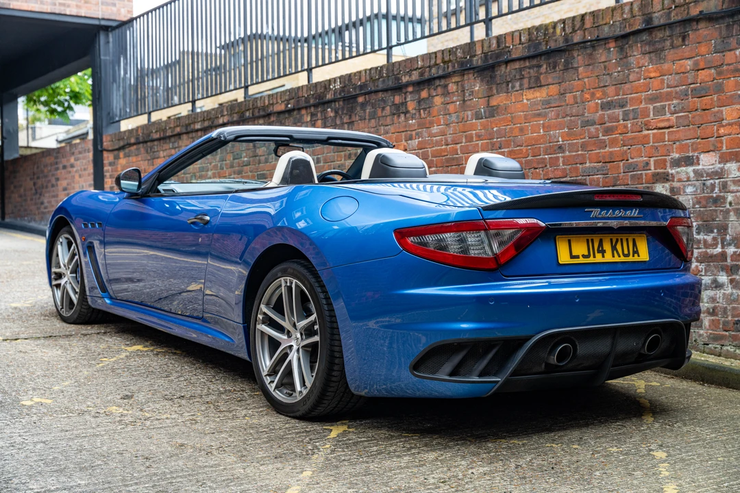 2014 Maserati GranCabrio - Image 11 of 31