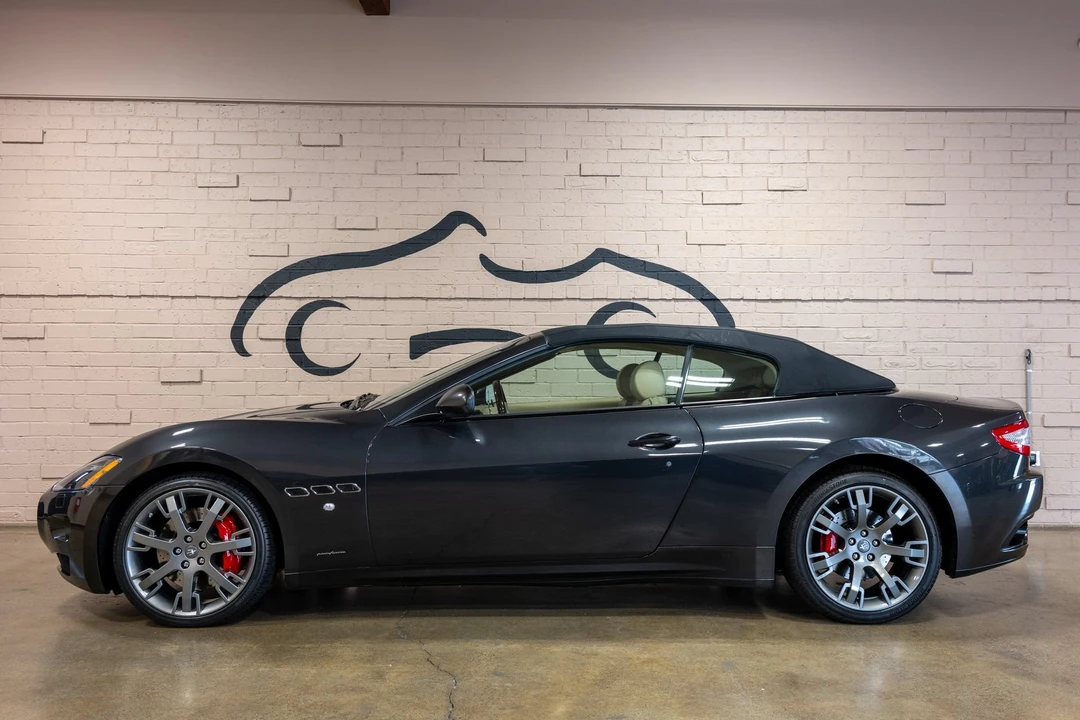 2014 Maserati GranTurismo 1st Gen - Image 13 of 31