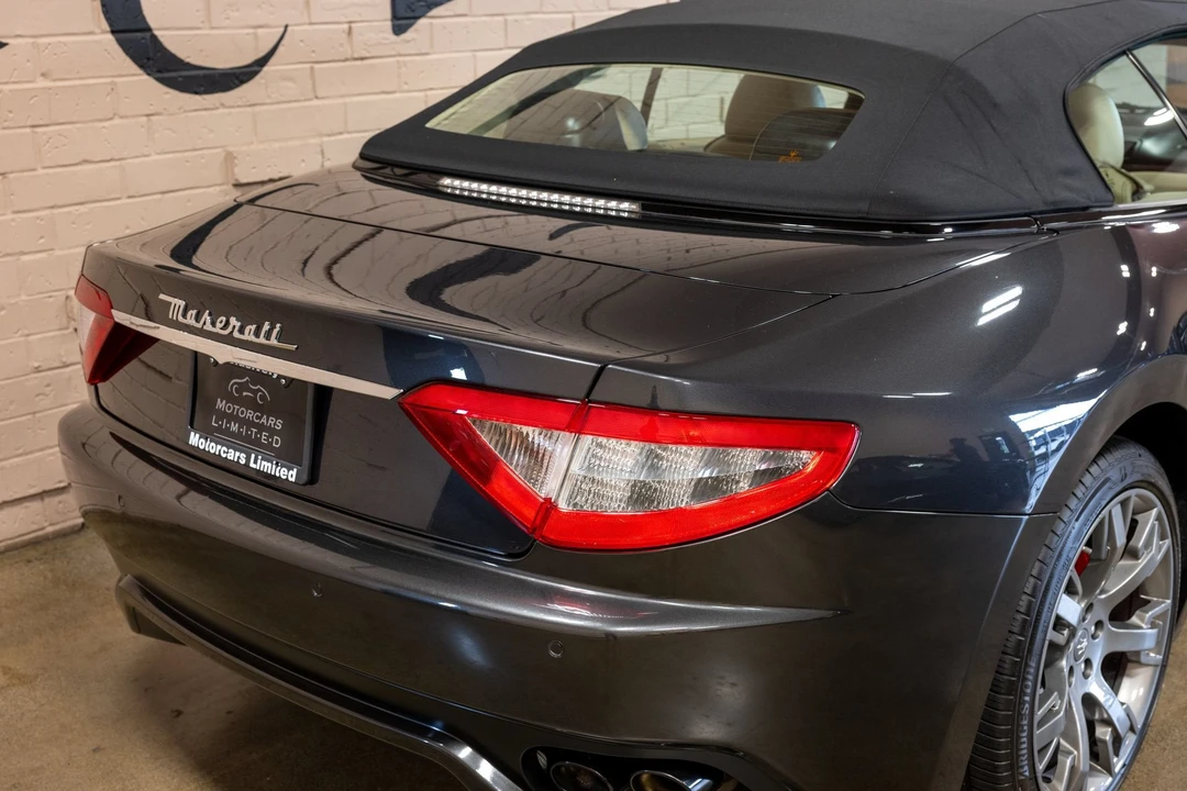 2014 Maserati GranTurismo 1st Gen - Image 22 of 31