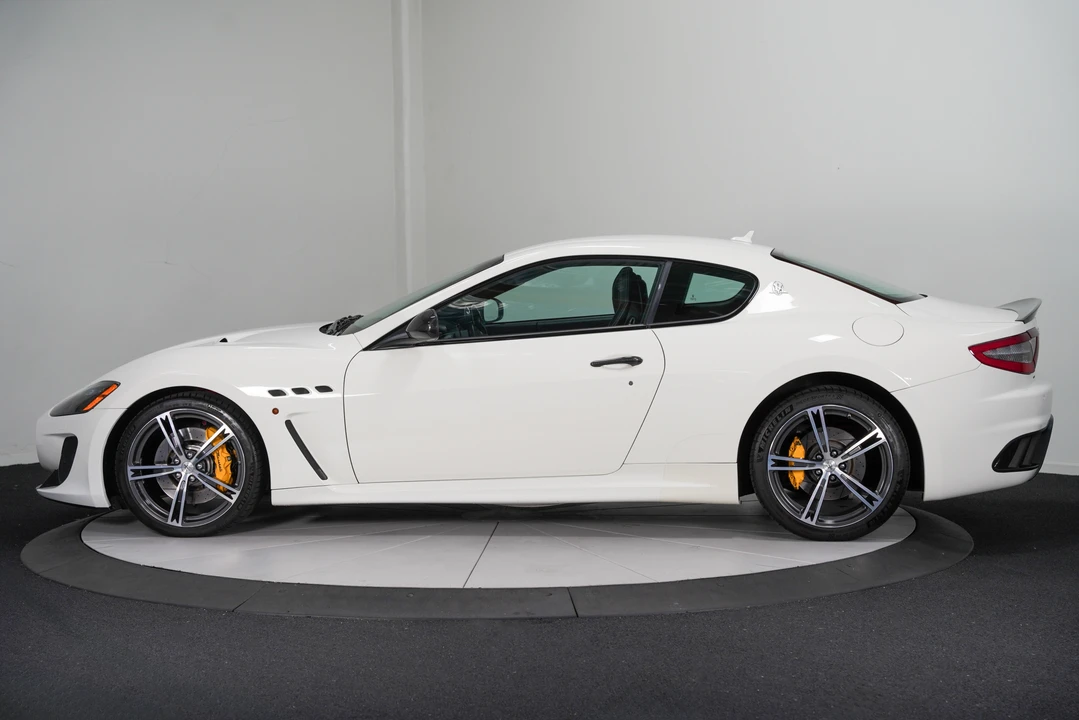 2014 Maserati GranTurismo MC Stradale - Image 5 of 31
