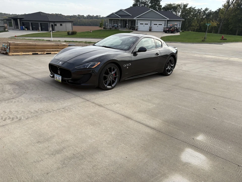 2014 Maserati GranTurismo 1st Gen - Image 5 of 31