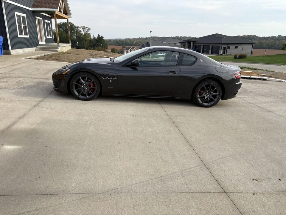 2014 Maserati GranTurismo 1st Gen - Image 8 of 31