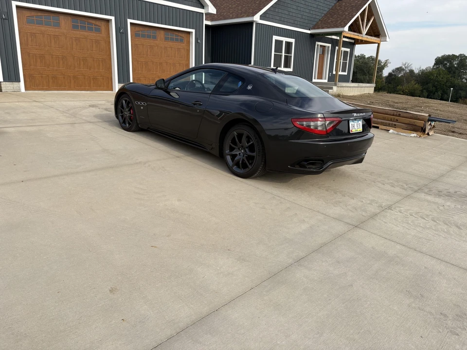 2014 Maserati GranTurismo 1st Gen - Image 13 of 31