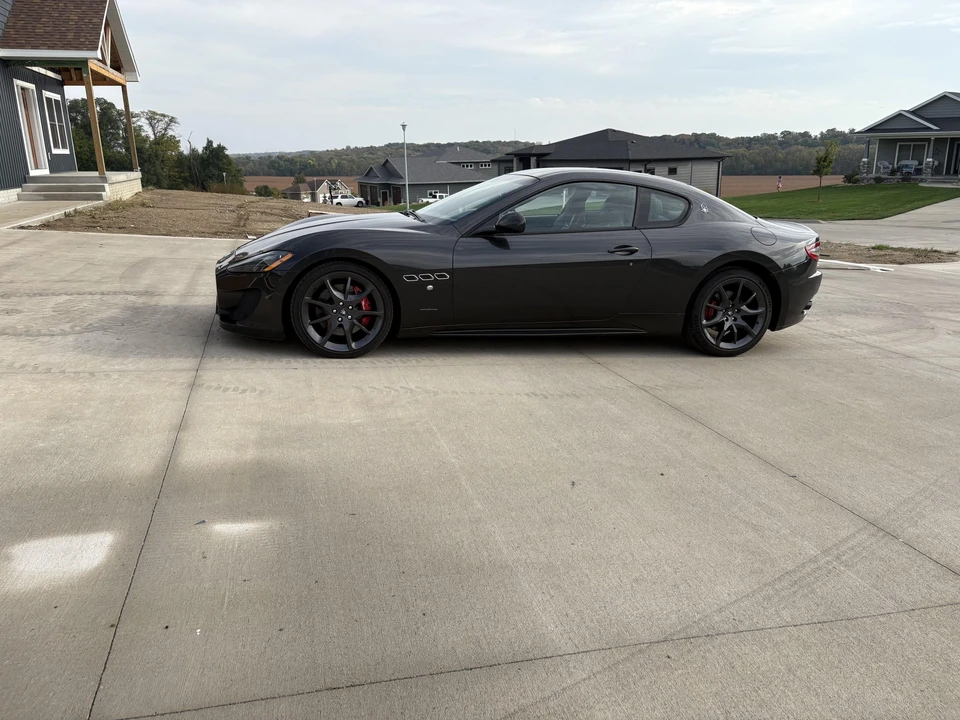 2014 Maserati GranTurismo 1st Gen - Image 7 of 31