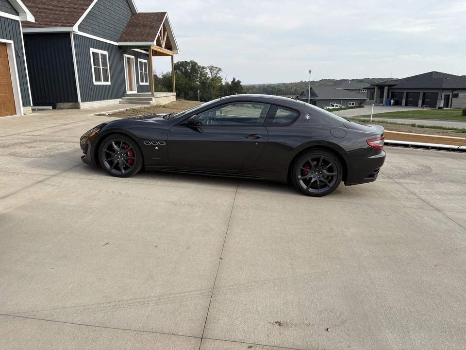 2014 Maserati GranTurismo 1st Gen - Image 9 of 31
