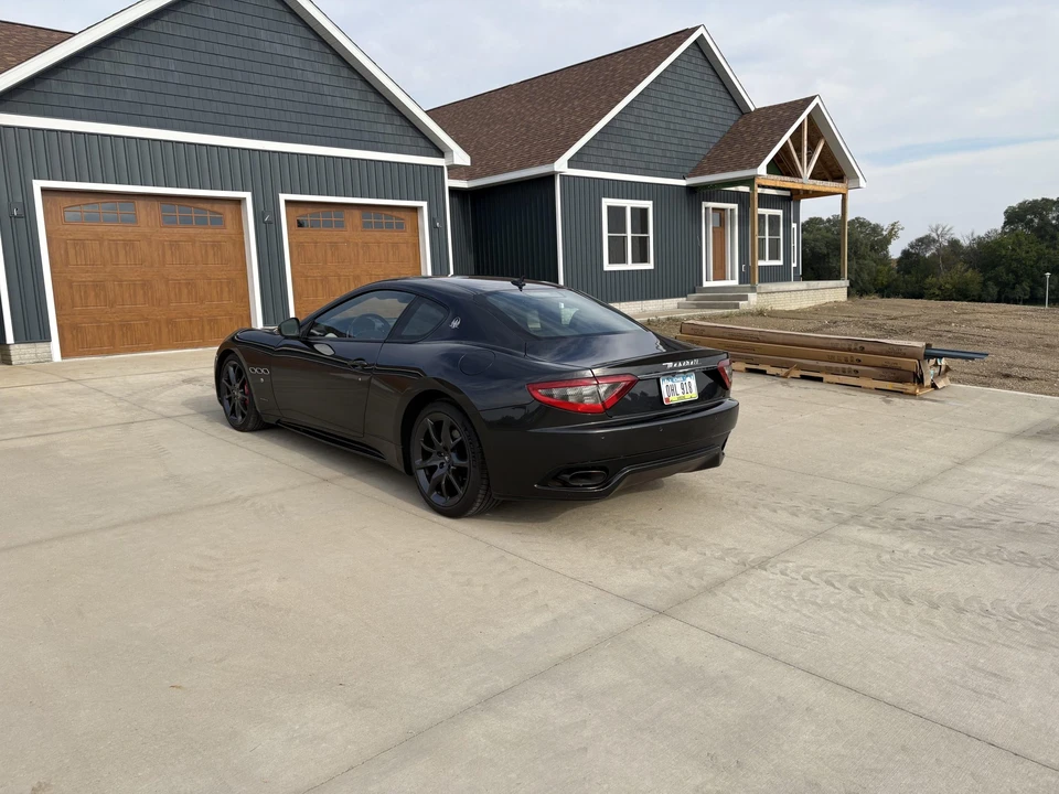 2014 Maserati GranTurismo 1st Gen - Image 14 of 31