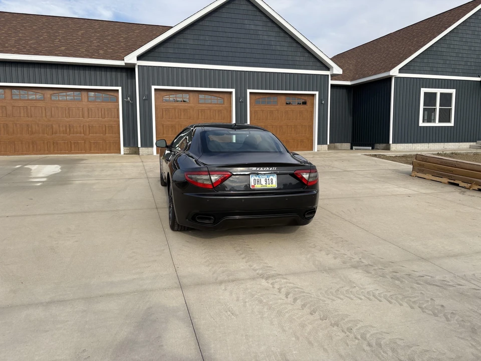 2014 Maserati GranTurismo 1st Gen - Image 15 of 31