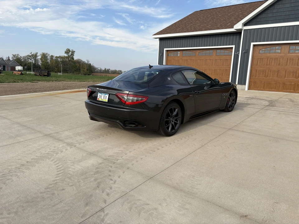 2014 Maserati GranTurismo 1st Gen - Image 18 of 31