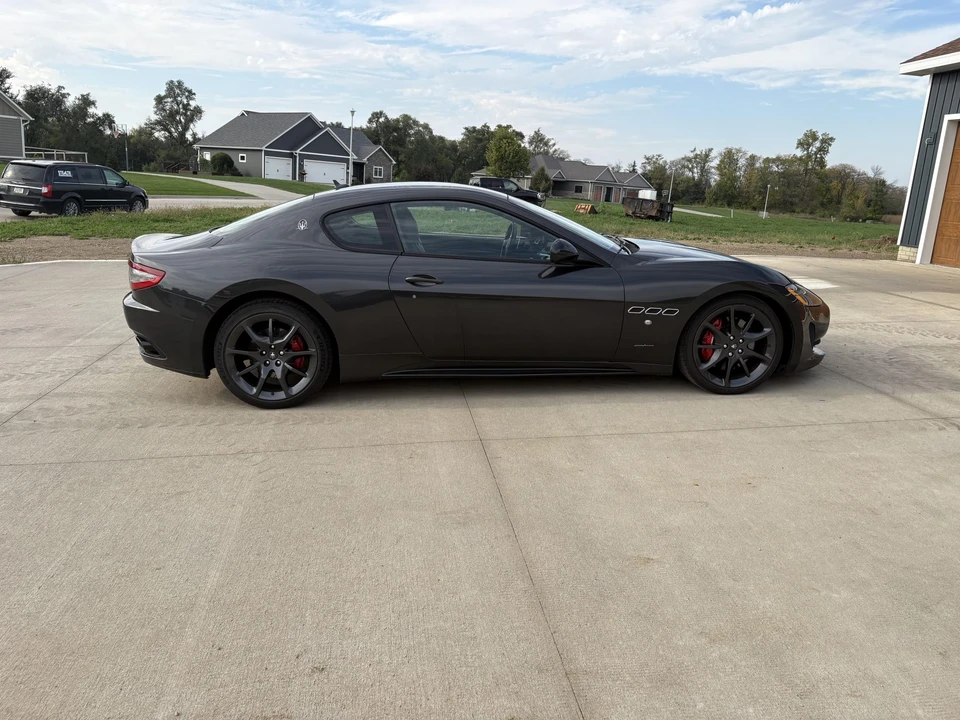 2014 Maserati GranTurismo 1st Gen - Image 20 of 31
