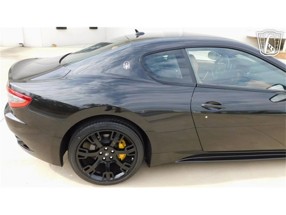 2014 Maserati GranTurismo 1st Gen - Image 28 of 31