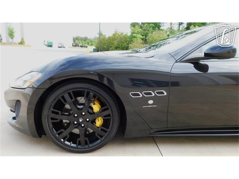 2014 Maserati GranTurismo 1st Gen - Image 9 of 31
