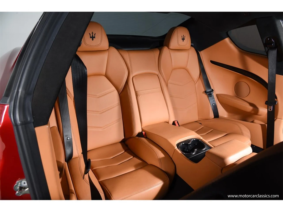 2014 Maserati GranTurismo 1st Gen - Image 26 of 31