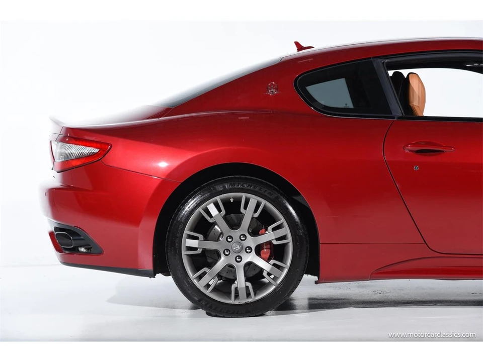 2014 Maserati GranTurismo 1st Gen - Image 10 of 31