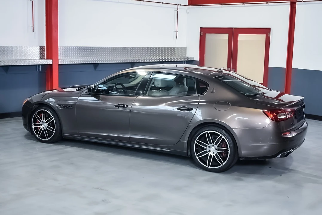 2014 Maserati Quattroporte 6th Gen - Image 19 of 30