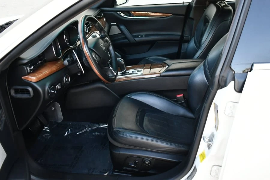 2014 Maserati Quattroporte 6th Gen - Image 21 of 23