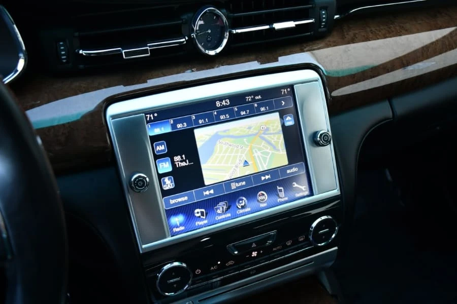 2014 Maserati Quattroporte 6th Gen - Image 19 of 23