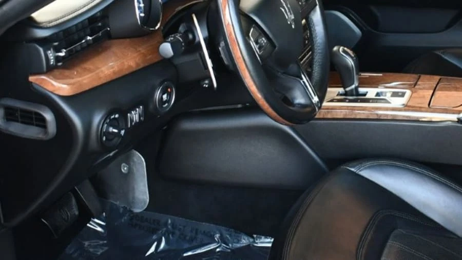 2014 Maserati Quattroporte 6th Gen - Image 22 of 23