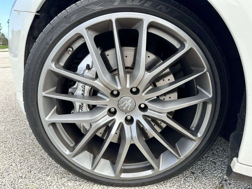 2014 Maserati Quattroporte 6th Gen - Image 9 of 13