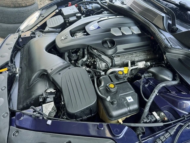 2014 Maserati Quattroporte 6th Gen - Image 13 of 31