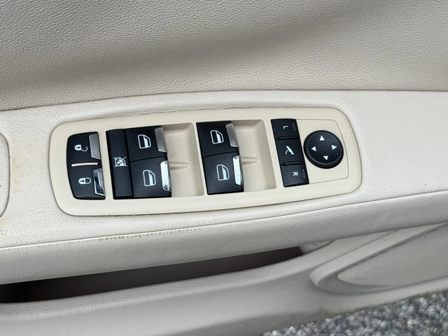 2014 Maserati Quattroporte 6th Gen - Image 22 of 31