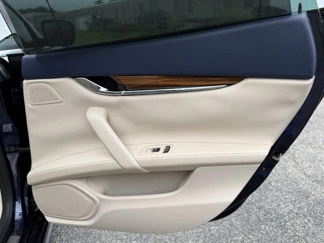 2014 Maserati Quattroporte 6th Gen - Image 25 of 31