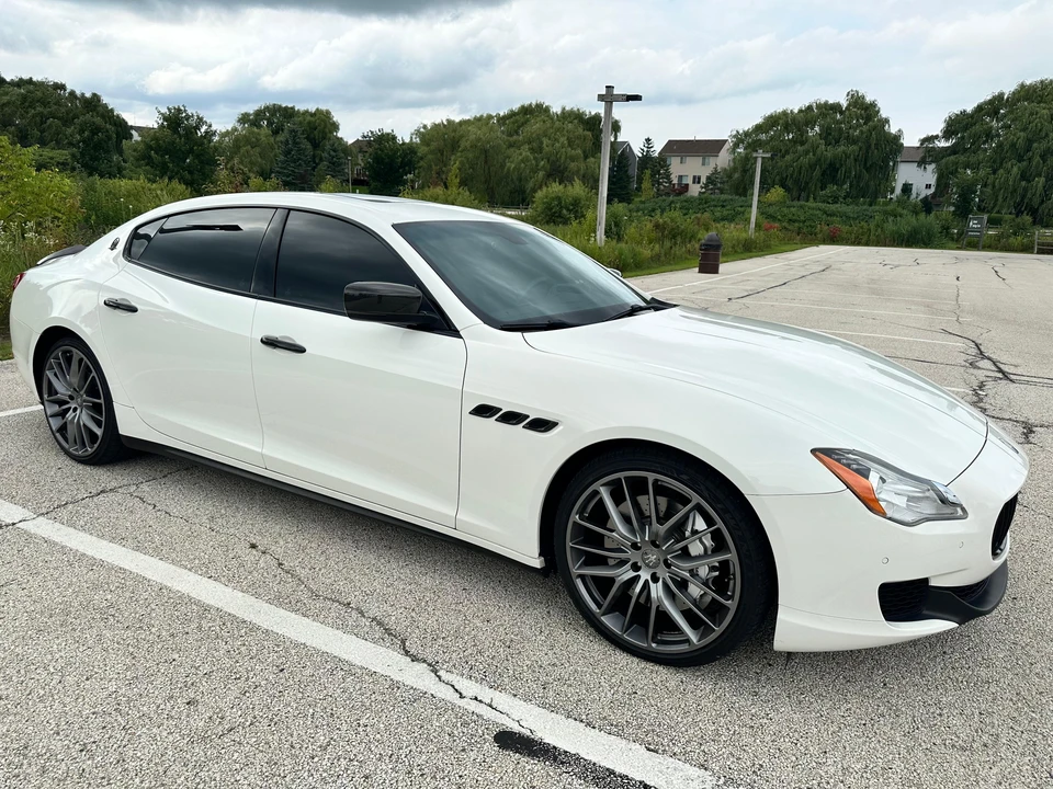 2014 Maserati Quattroporte 6th Gen - Image 24 of 31