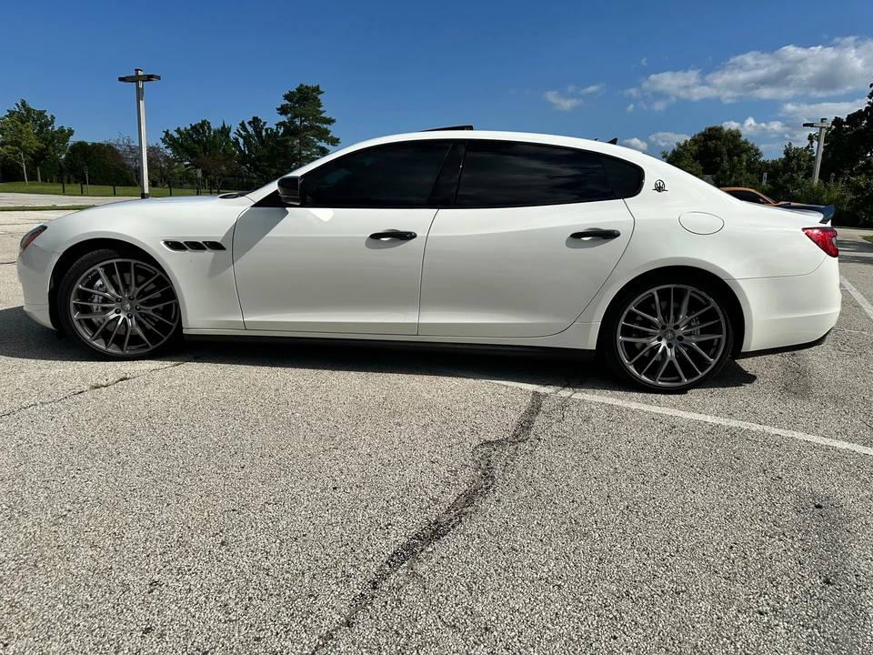 2014 Maserati Quattroporte 6th Gen - Image 13 of 31