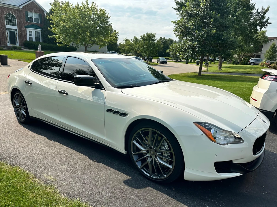 2014 Maserati Quattroporte 6th Gen - Image 25 of 31