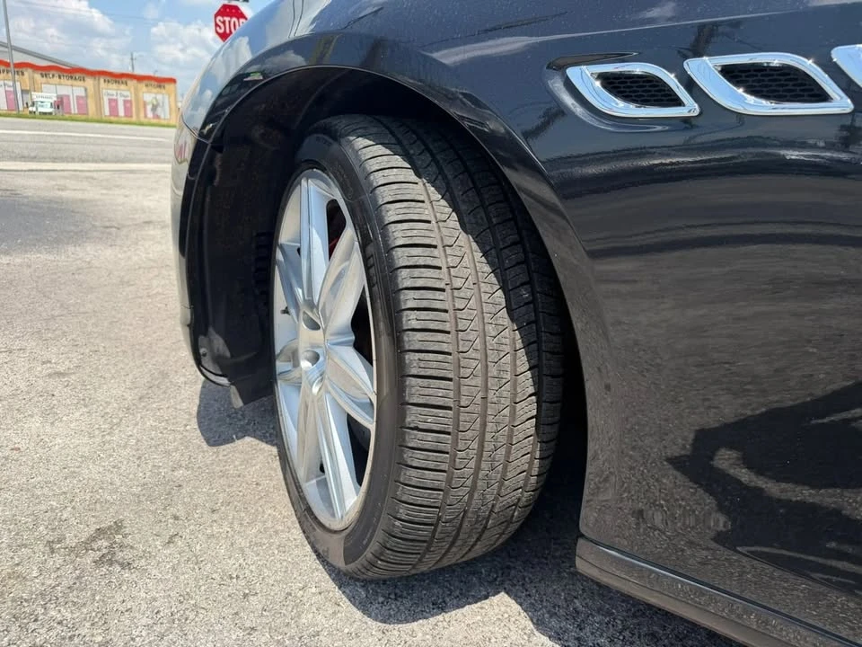 2014 Maserati Quattroporte 6th Gen - Image 10 of 19