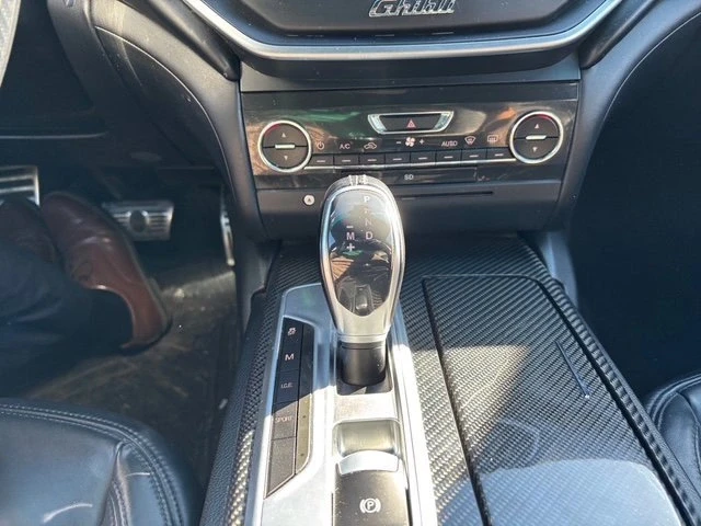 2014 Maserati Ghibli 3rd Gen - Image 15 of 20