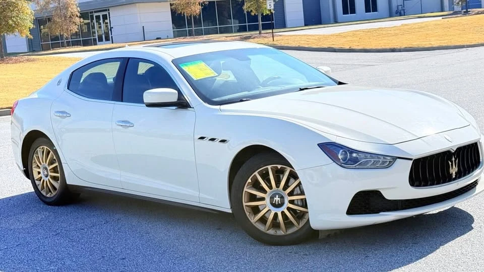 2014 Maserati Ghibli 3rd Gen - Image 2 of 18