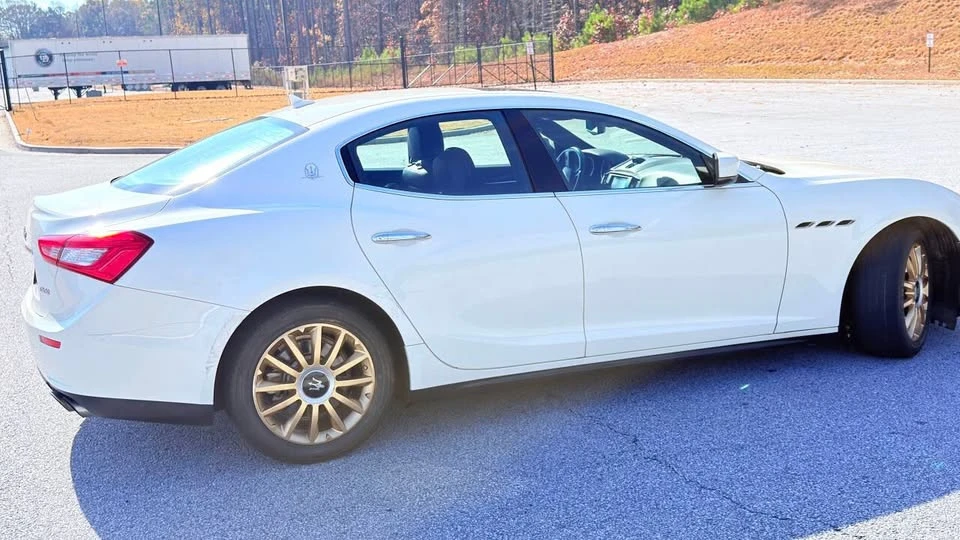 2014 Maserati Ghibli 3rd Gen - Image 9 of 18